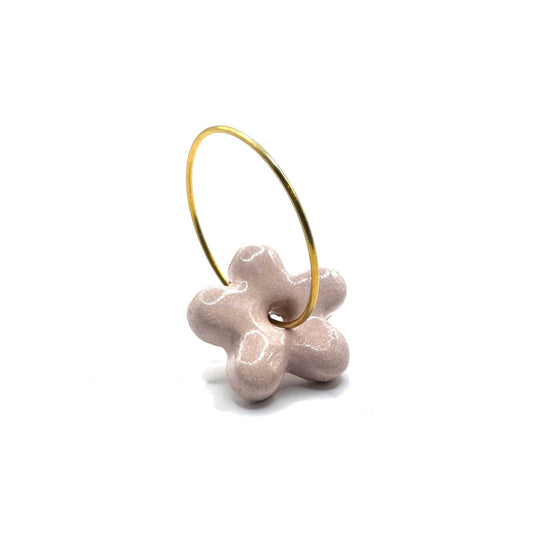 Mimì | Handcrafted pink floral ceramic dangle earrings banceramiche