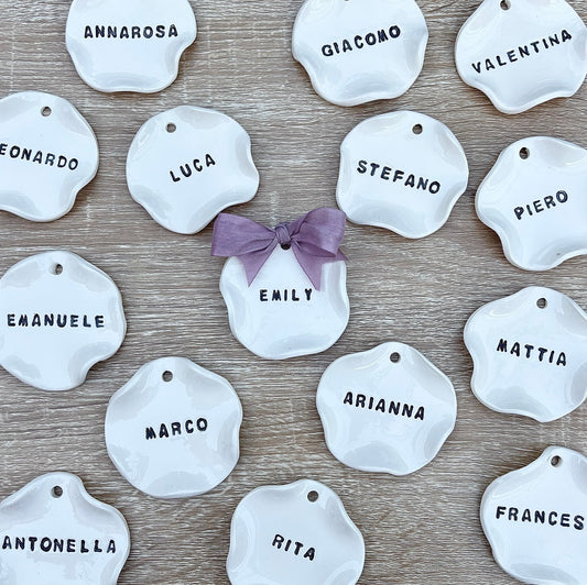 Costumized handcrafted ceramic place cards banceramiche