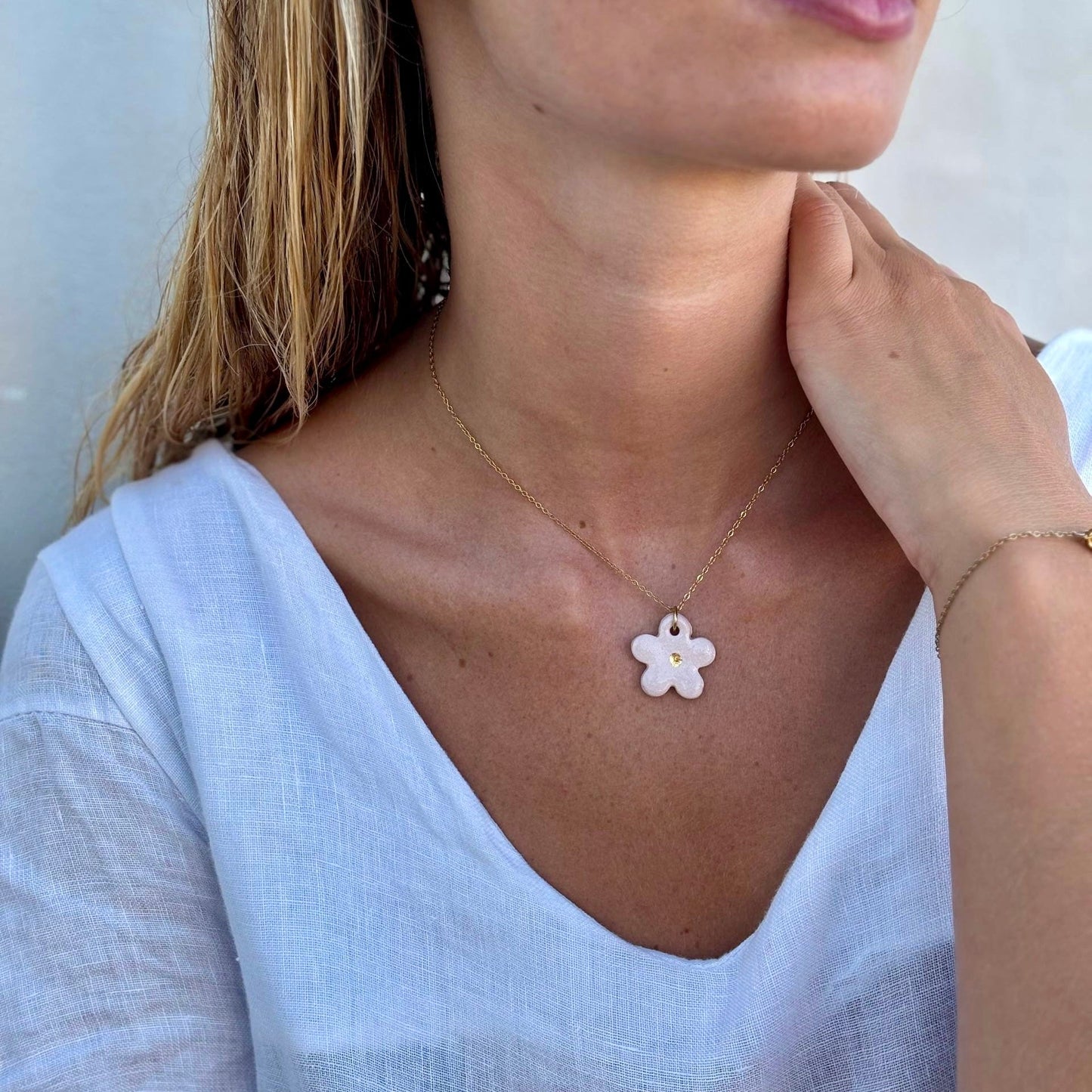 Margherita | Handcrafted pink floral ceramic necklace Pink and gold banceramiche