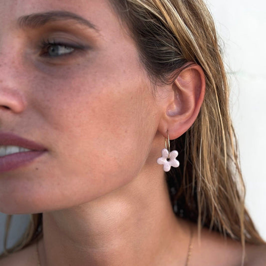 Mimì | Handcrafted pink floral ceramic dangle earrings Pink banceramiche