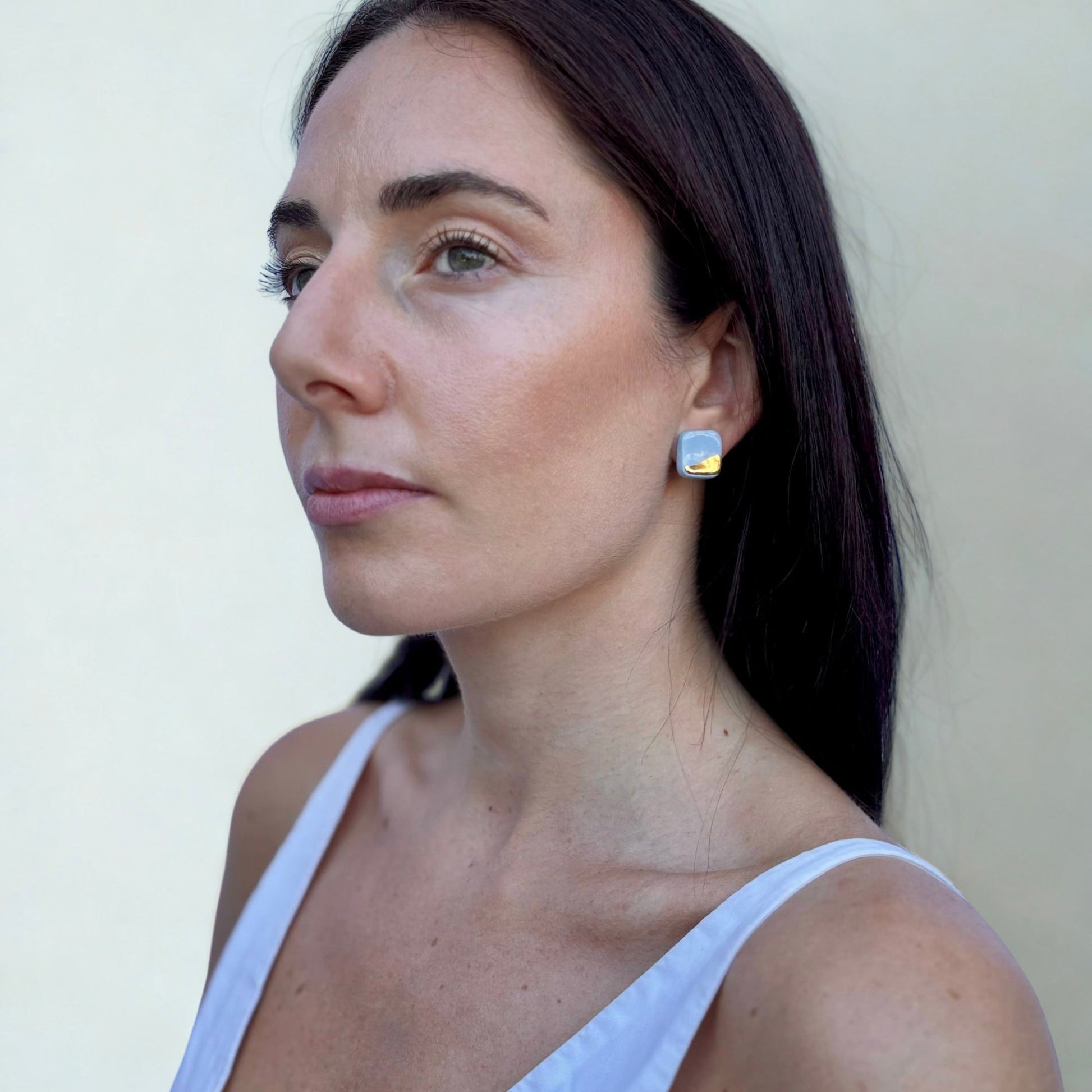 Nilo | Handcrafted light blue and gold ceramic earrings banceramiche