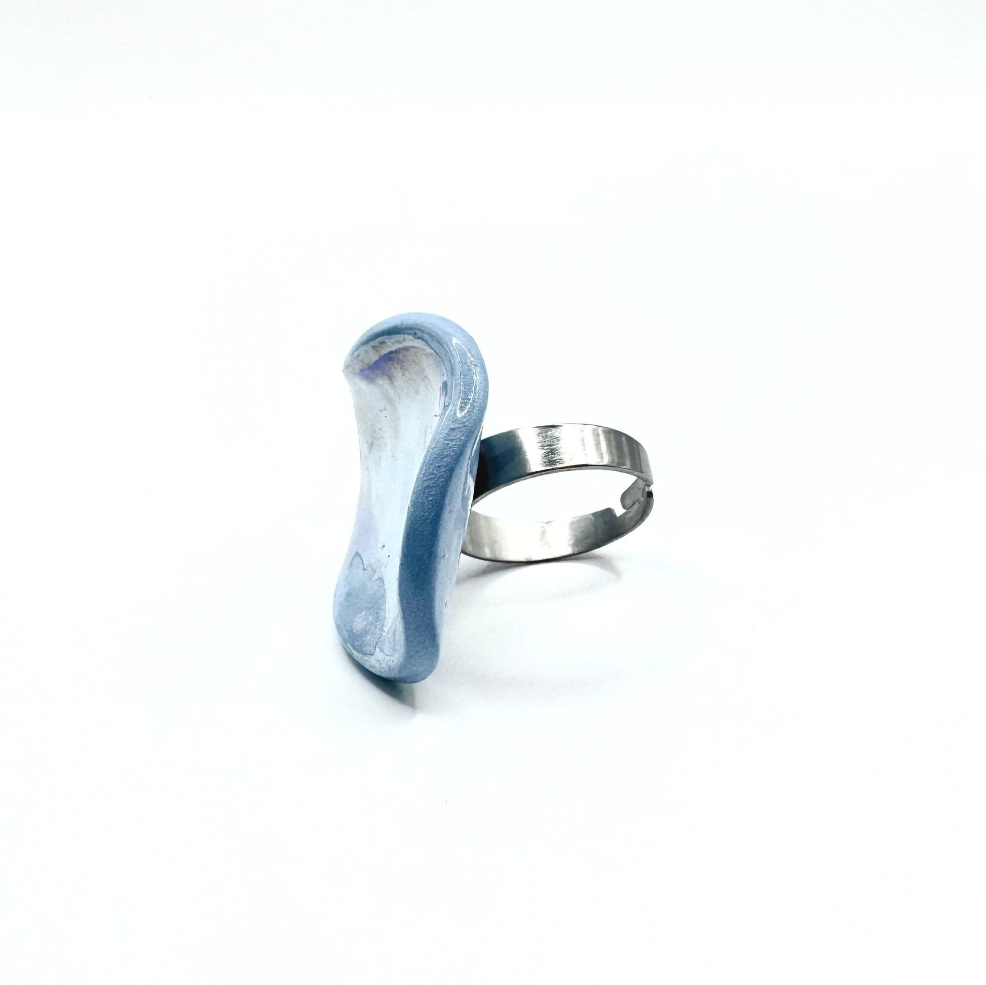 Perla | Handcrafted pearl light blue ceramic ring banceramiche