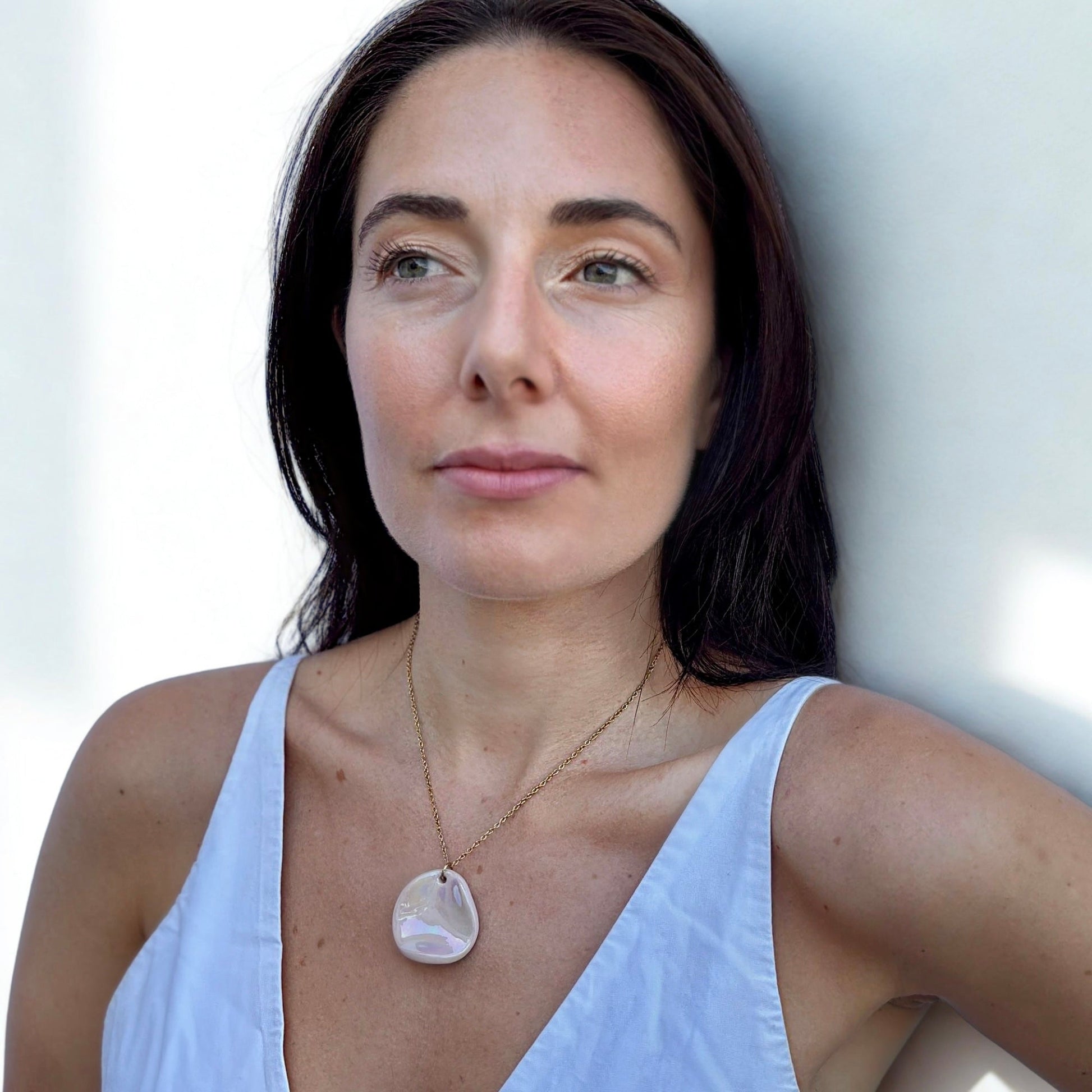 Perla | Handcrafted pearl-pink ceramic necklace banceramiche