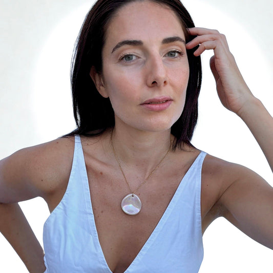 Perla | Handcrafted pearl-pink ceramic necklace banceramiche