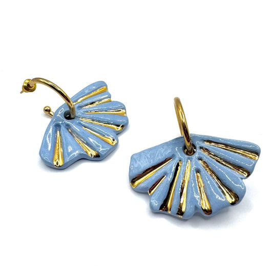 Selene | Handcrafted light blue ceramic dangle earrings with golden details banceramiche